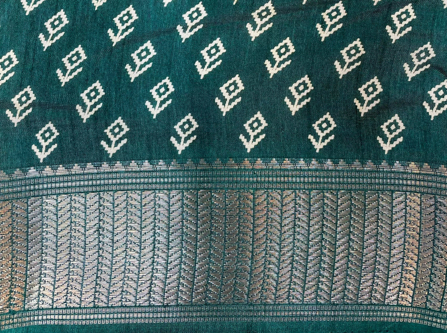 Sea Green Viscose Silk Khadi Print Zari Border with Body and Pallow Design pr0100ds
