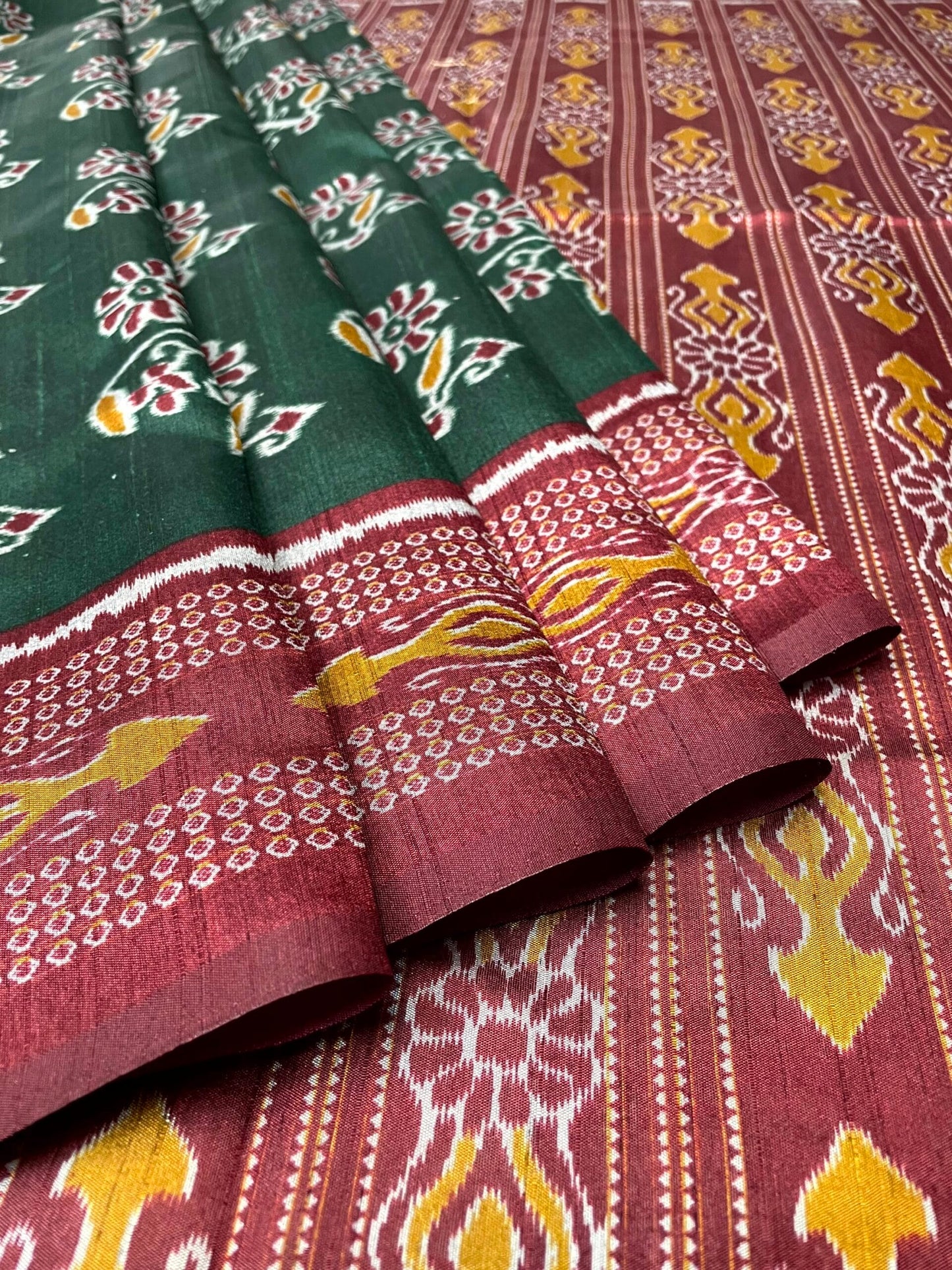 Red and Green Tussar Silk Digital Print with Body and Pallu Ikat Design pr0113ds