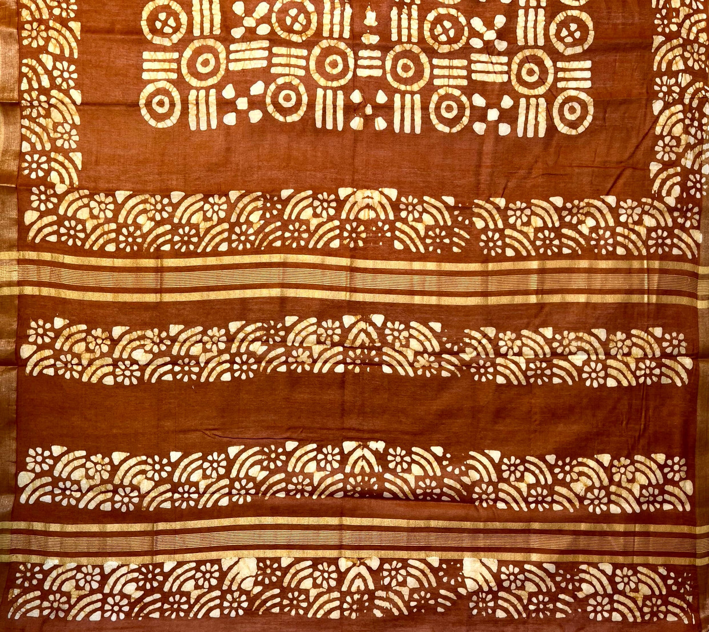 Dark Orange Batik Printed Zari Border with Body and Pallu Design pr0123ds