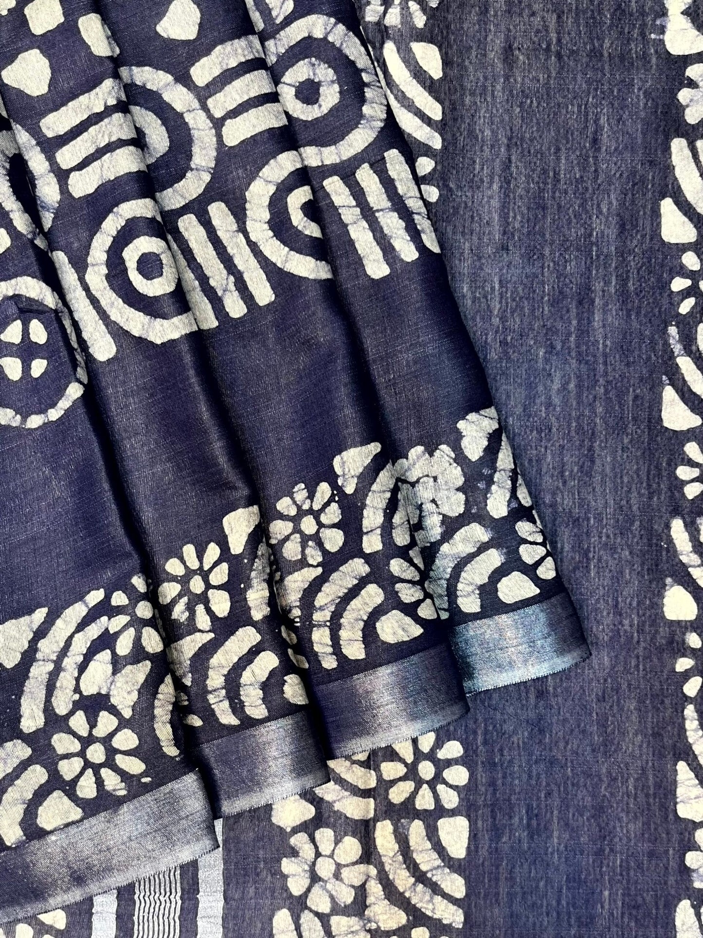 Blue Batik Printed Zari Border with Body and Pallu Design pr0124ds