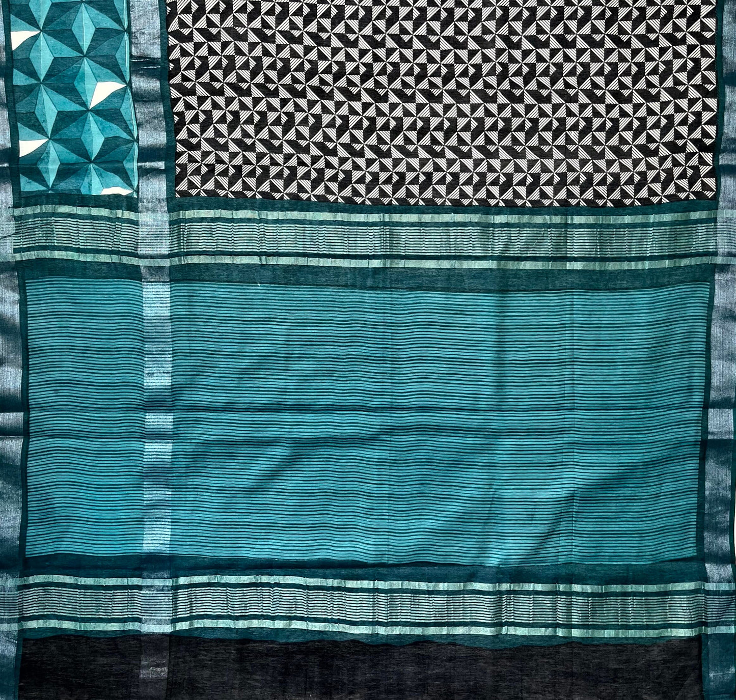 Black Viscose Silk Digital Print Zari Border with Body and Pallu Geometrical Design pr0130ds