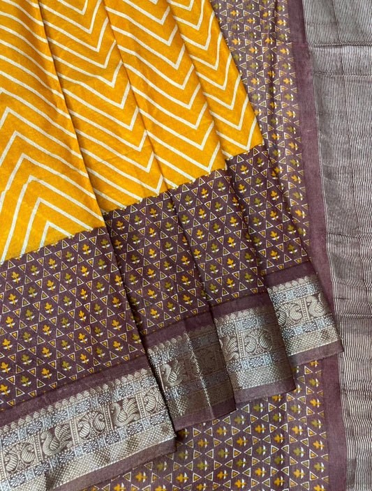 Mustard Viscose Silk Digital Print Zari Border with Body and Pallu Zig-Zag Design pr0133ds