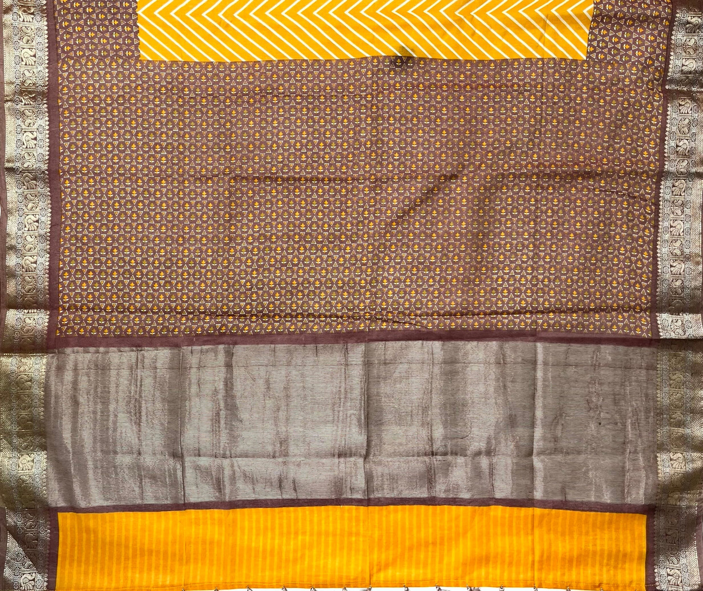Mustard Viscose Silk Digital Print Zari Border with Body and Pallu Zig-Zag Design pr0133ds