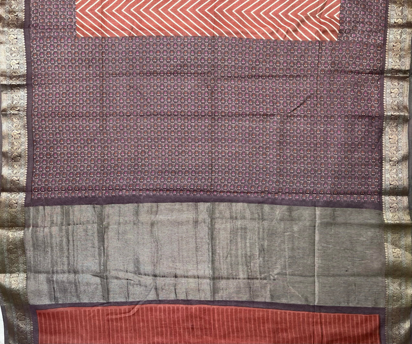 Peach Viscose Silk Digital Print Zari Border with Body and Pallu Zig-Zag Design pr0134ds