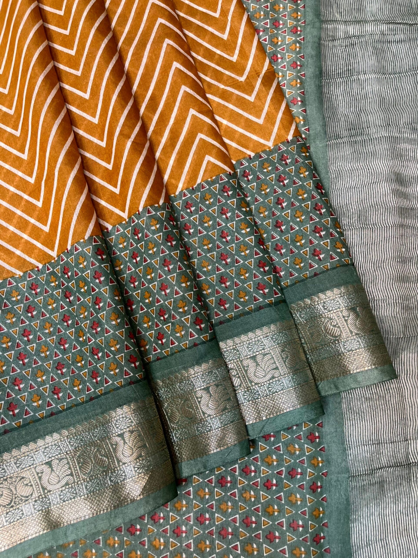 Mustard Yellow Viscose Silk Digital Print Zari Border with Body and Pallu Zig-Zag Design pr0135ds