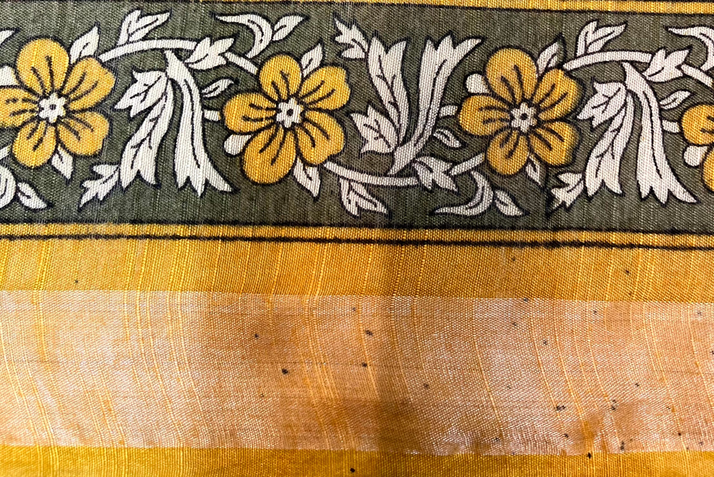 Grey Viscose Silk Digital Print Zari Border with Body and Pallu Floral Design pr0145ds