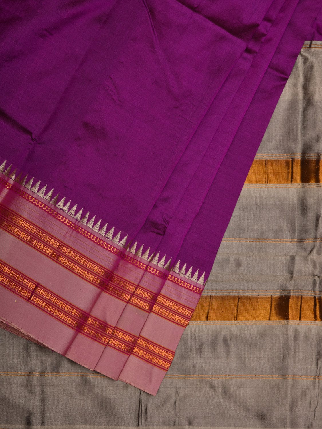 Purple and Cream Narayanpet Silk Handloom Plain Saree with Traditional Border Design No Blouse np0575