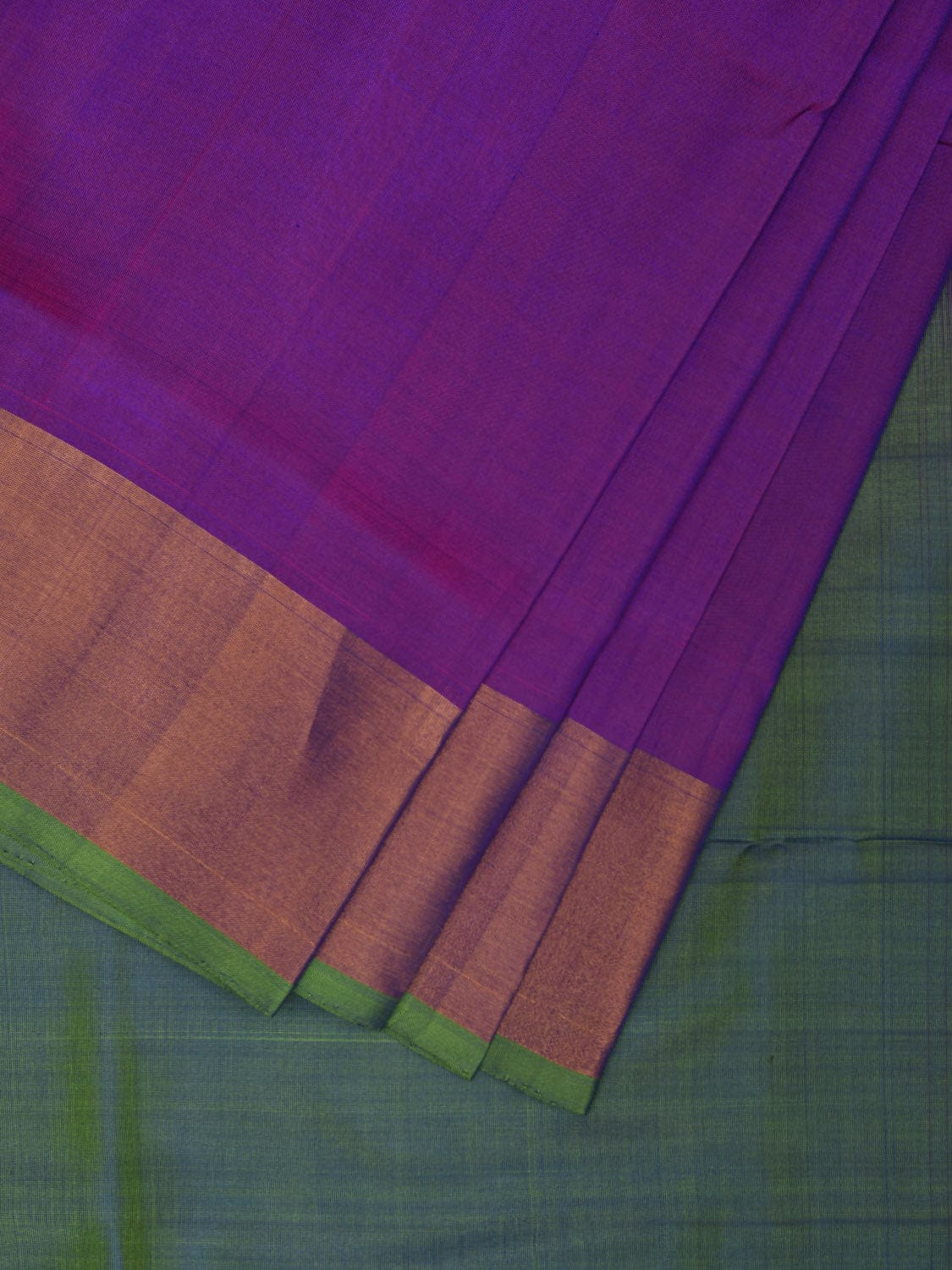 Purple and Teal Uppada Plain Silk Handloom Saree with Contrast Pallu Design u2232