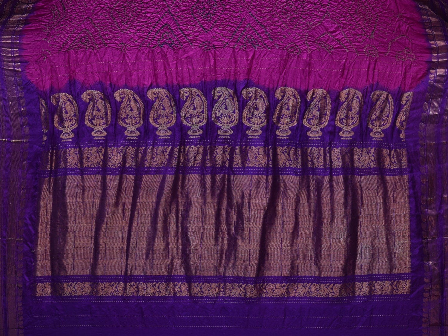Purple Bandhani Gadwal Silk Handloom Saree with Mango Pallu Design bn0329