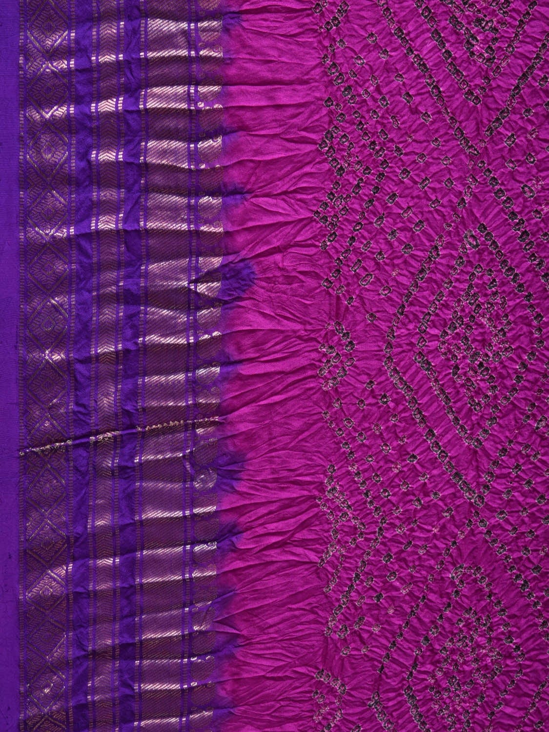 Purple Bandhani Gadwal Silk Handloom Saree with Mango Pallu Design bn0329