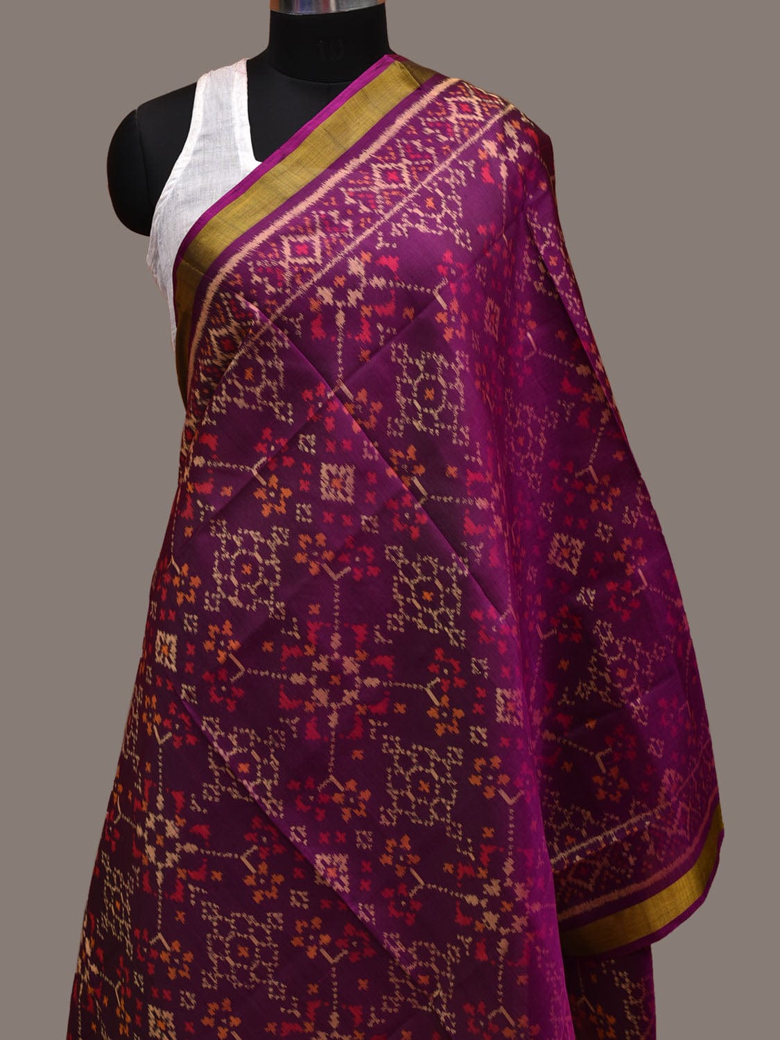 Purple Pochampally Ikat Silk Handloom Dupatta with Grill Design ds2665