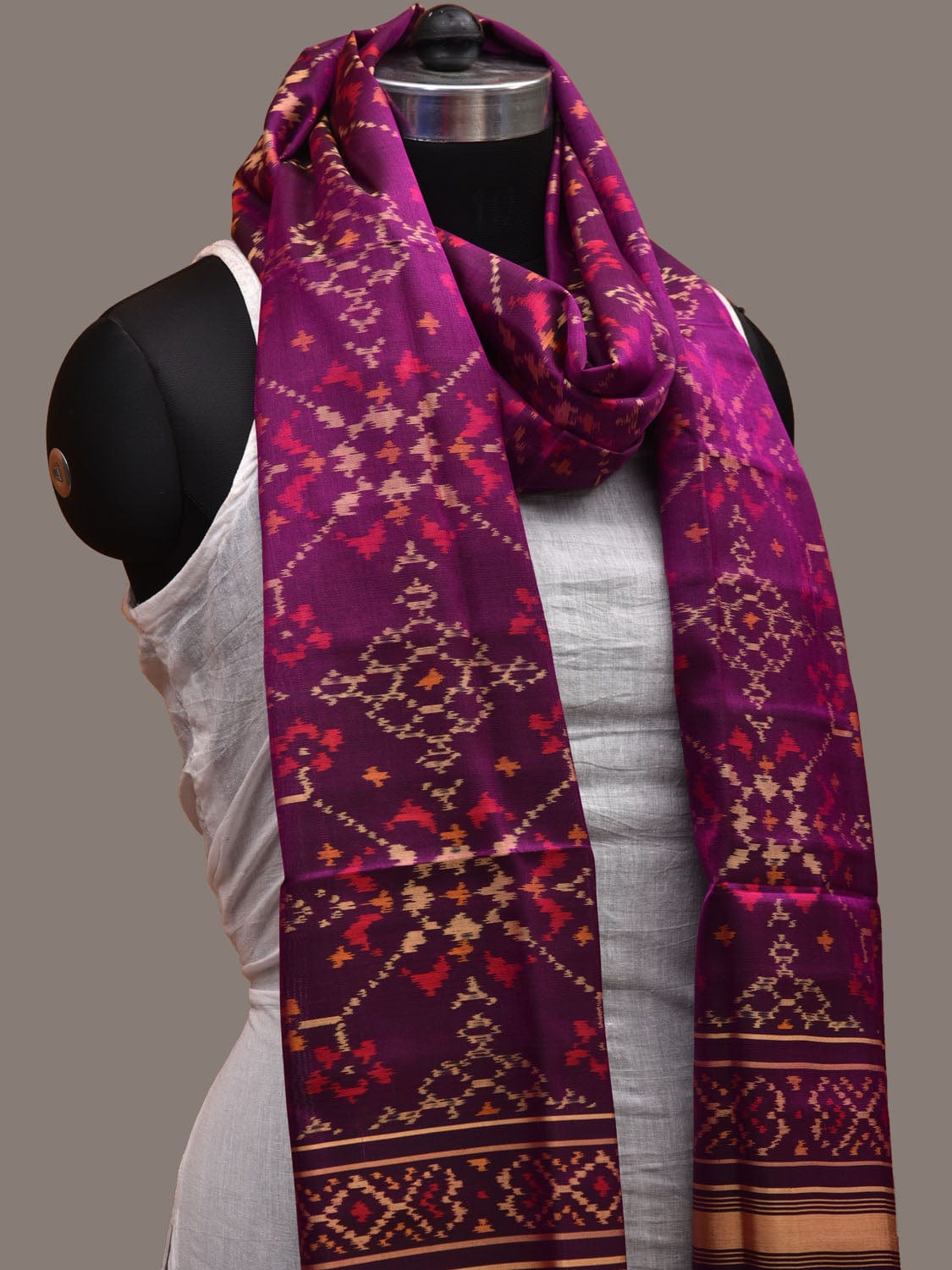 Purple Pochampally Ikat Silk Handloom Dupatta with Grill Design ds2665