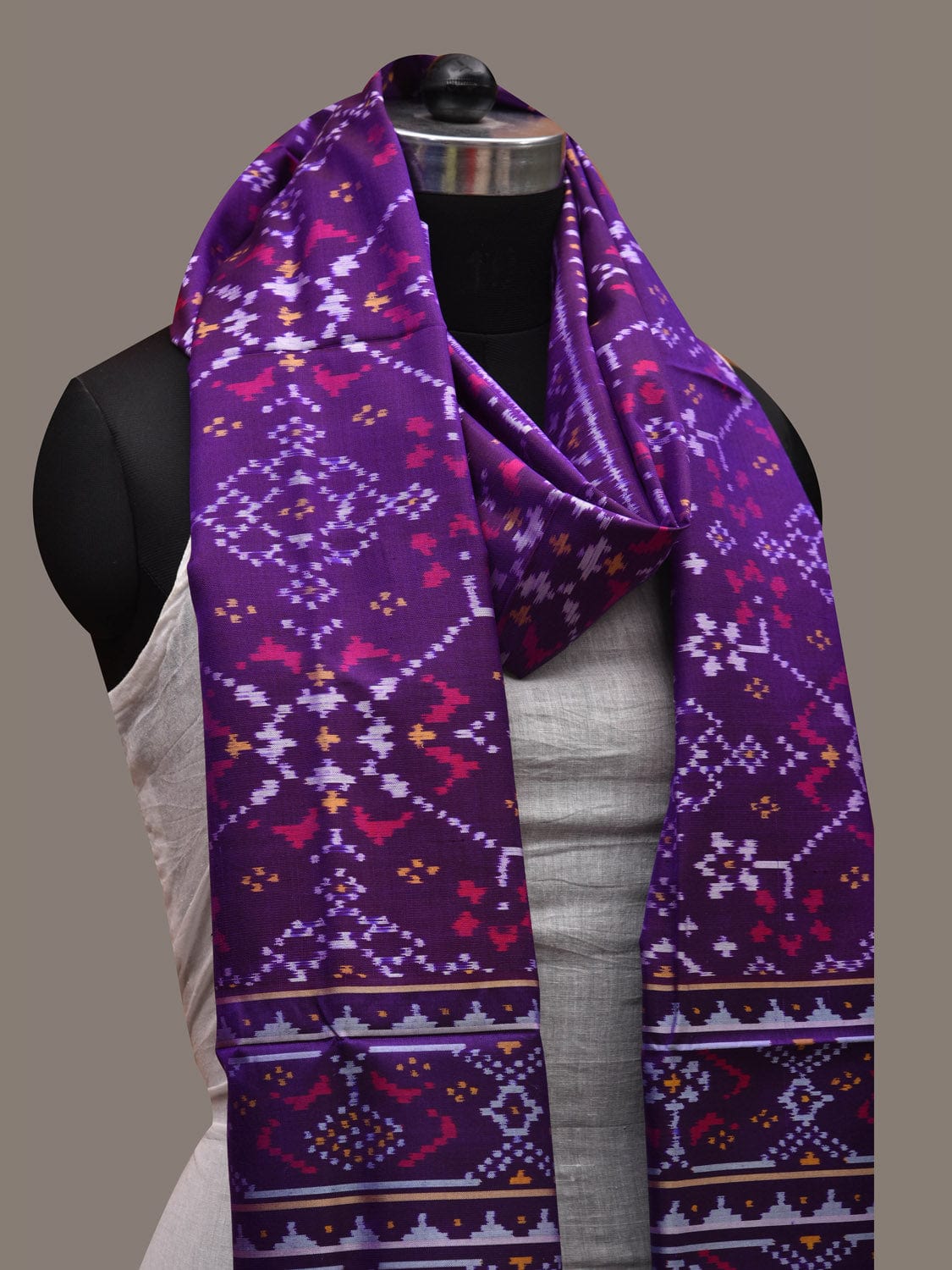 Purple Pochampally Ikat Silk Handloom Dupatta with Grill Design ds2721