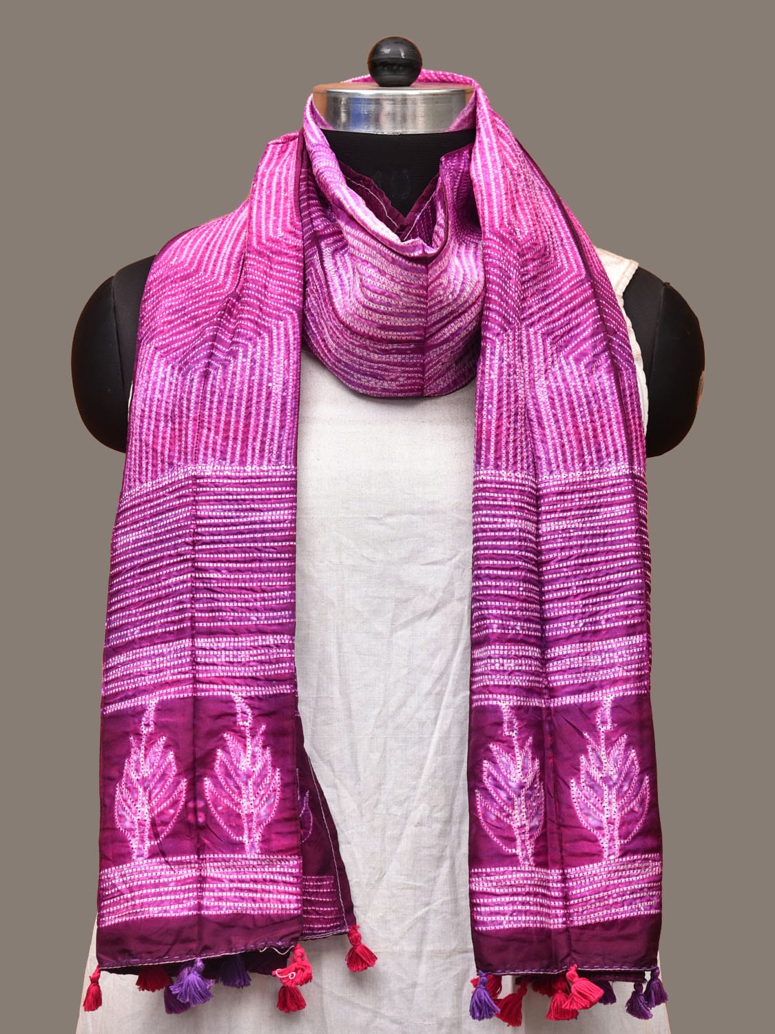 Purple Shibori Silk Handloom Stole with Hexagon Design ds3258