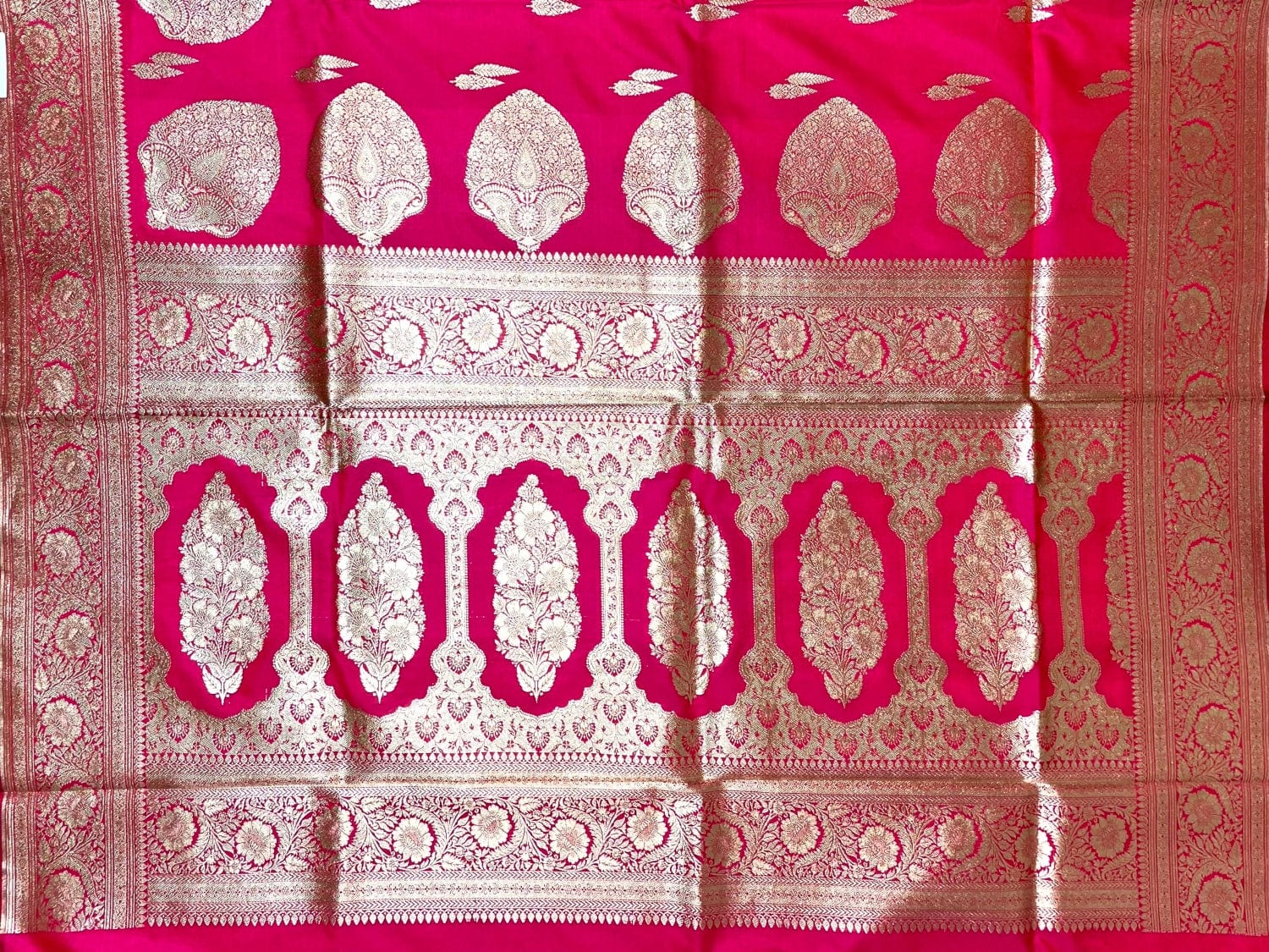 Rani Pink Banaras Katan Silk Saree with Body Butti and Border Design b0400ds
