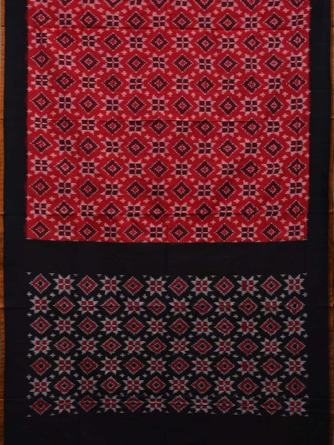 Red and Black Pochampally Ikat Cotton Handloom Saree with Telia Design i0619