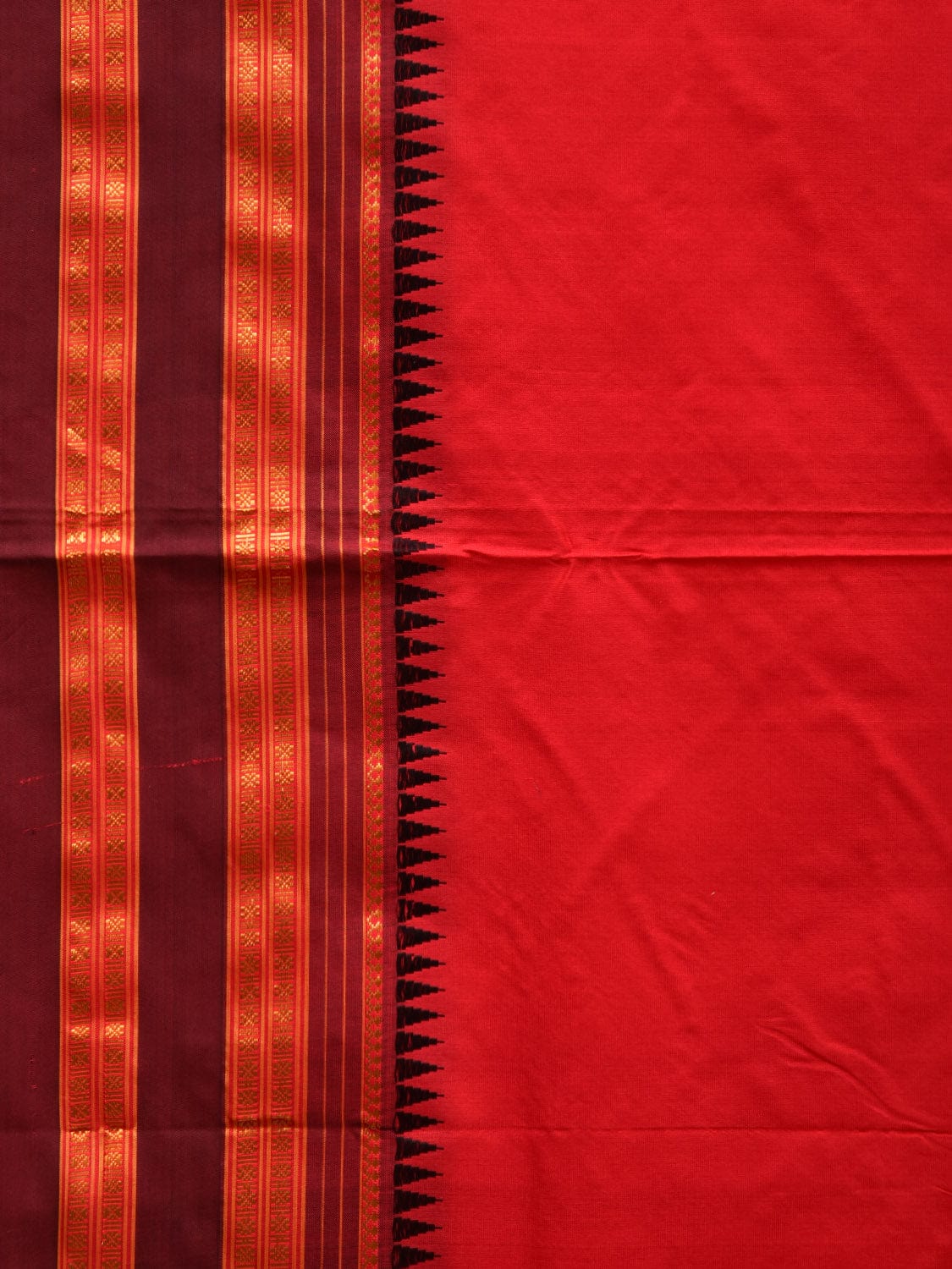 Red and Brown Narayanpet Silk Plain Saree with Traditional Border Design No Blouse np0501