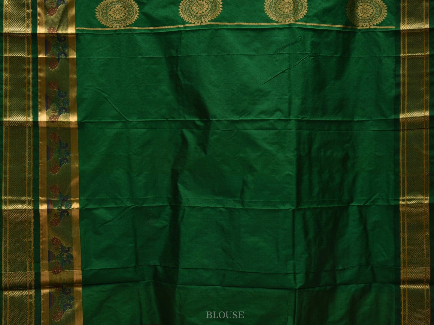 Red and Dark Green Paithani Silk Handloom Saree with Pallu and Border Design p0418