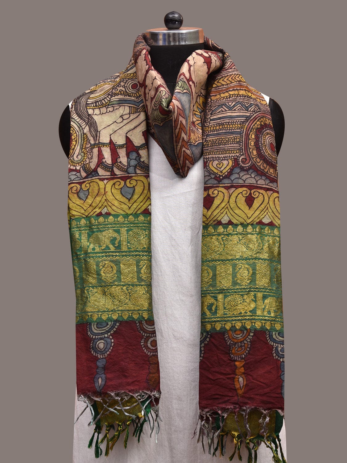 Red and Green Kalamkari Hand Painted Kanchipuram Silk Handloom Dupatta with Krishna and Arjun Design ds3628