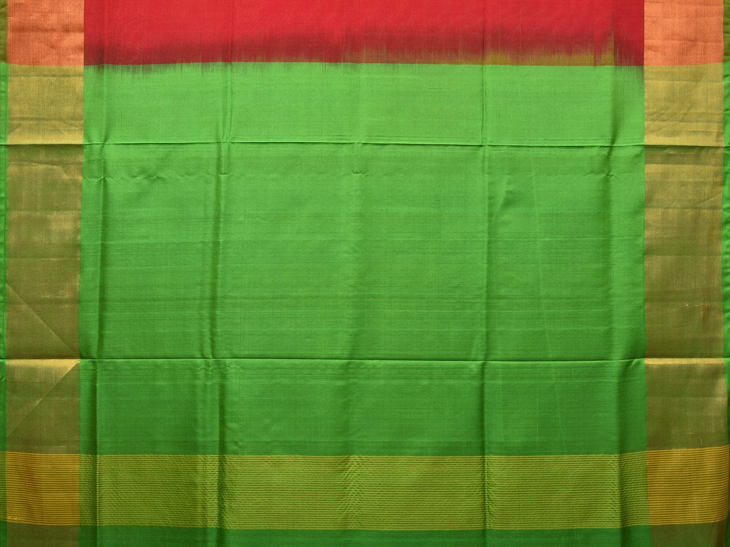 Red and Green Uppada Silk Handloom Plain Saree with Contrast Pallu Design u2148