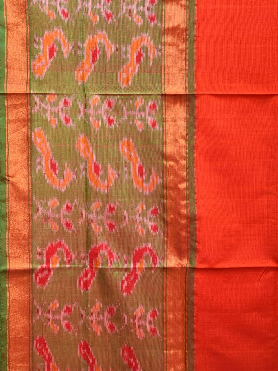 Red and Green Uppada Silk Handloom Saree with Ikat Border Design u1749