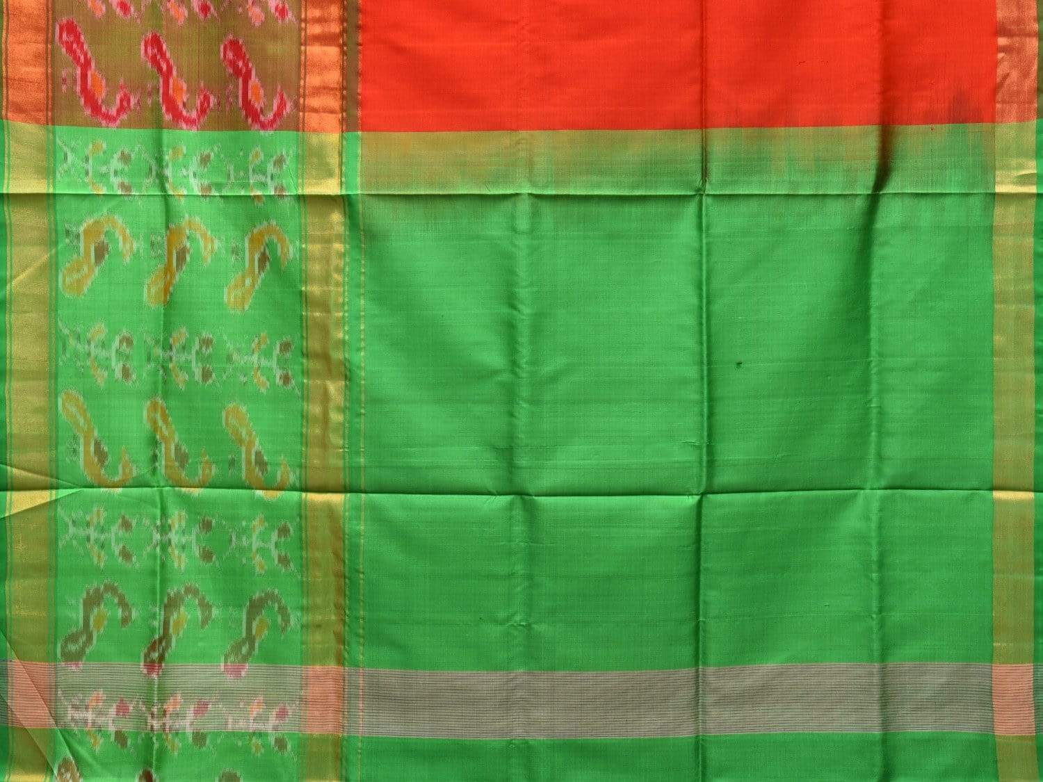 Red and Green Uppada Silk Handloom Saree with Ikat Border Design u1749
