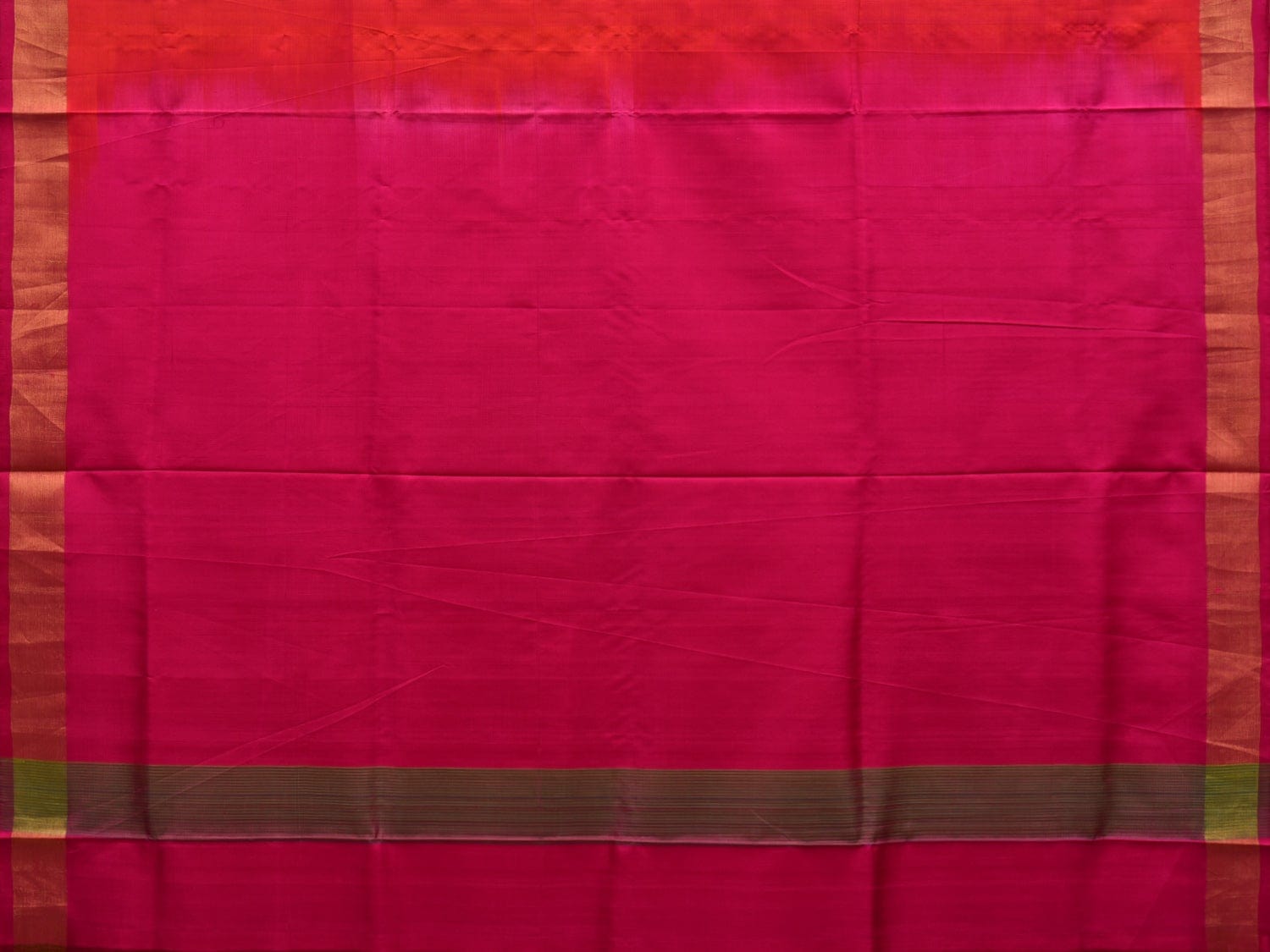 Red and Pink Uppada Silk Handloom Plain Saree with Contrast Pallu Design u1840