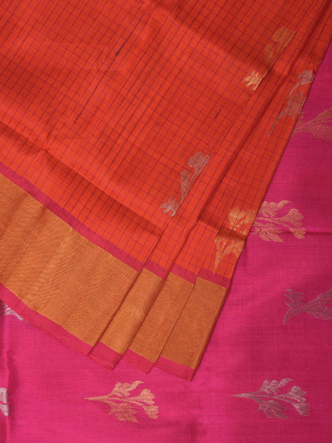 Red and Pink Uppada Silk Handloom Saree with Body Buta and Checks Design u2198