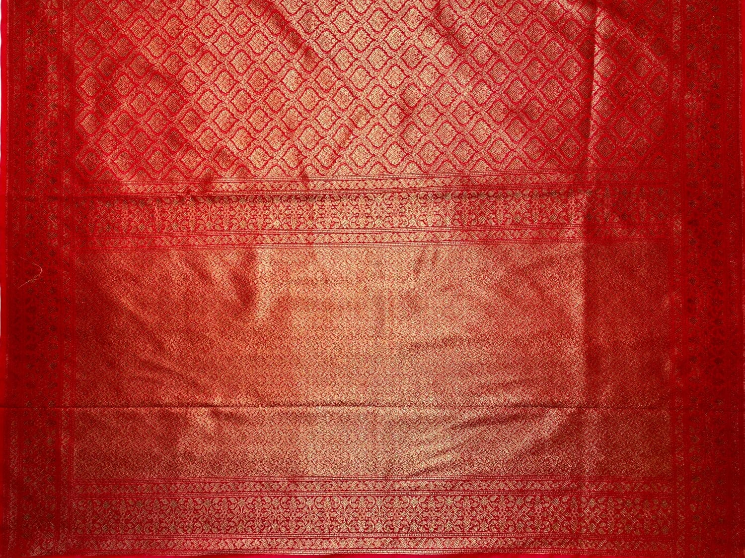 Red Antique  Zari  Banaras Katan Intricate Allover Brocade Saree with Border and Pallu Design b0310ds