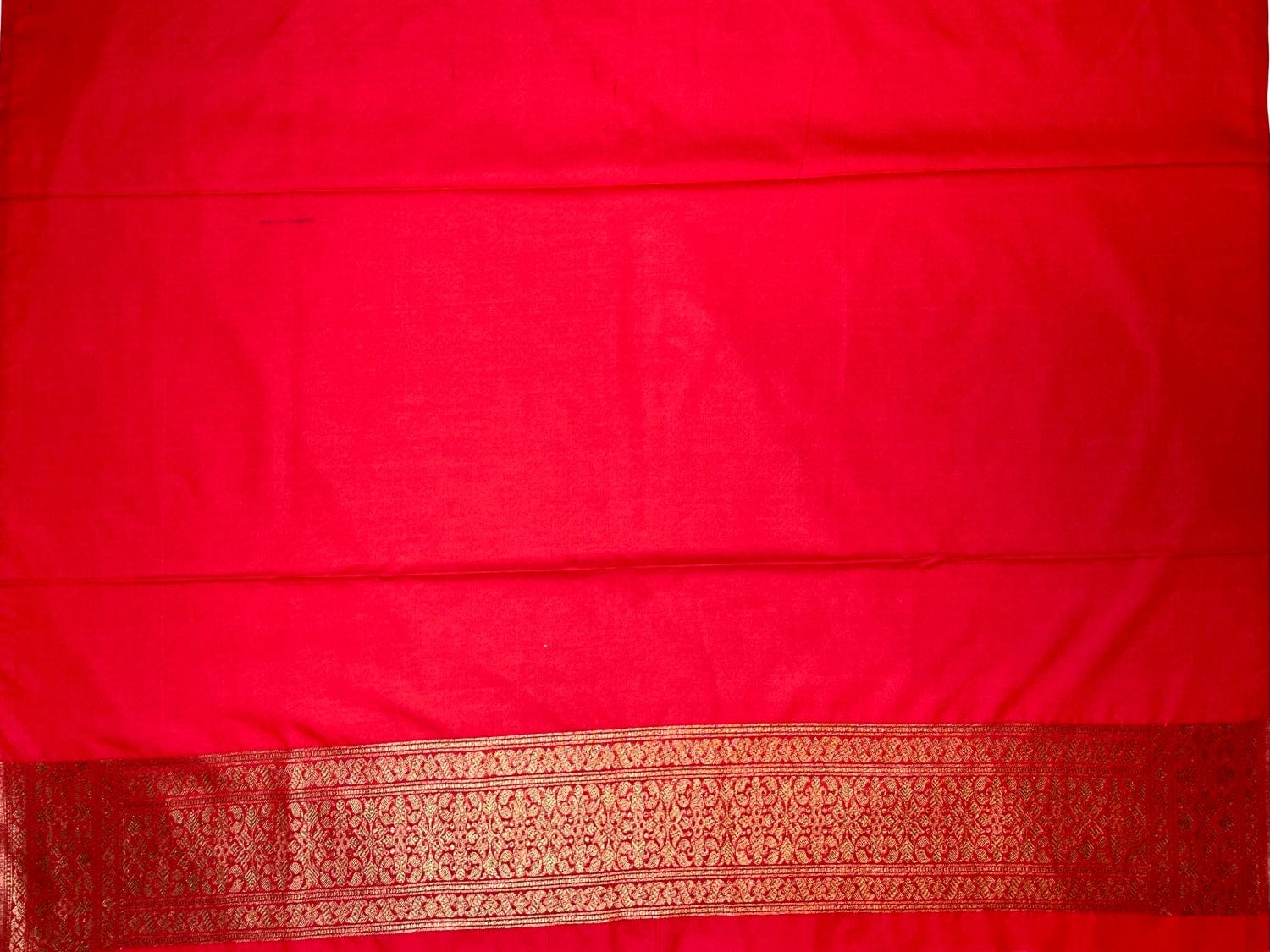 Red Antique  Zari  Banaras Katan Intricate Allover Brocade Saree with Border and Pallu Design b0310ds