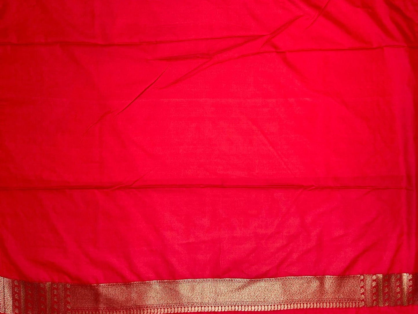 Red  Antique Zari  Banaras Katan Intricate Allover Brocade Saree with  Border and Pallu Design b0317ds