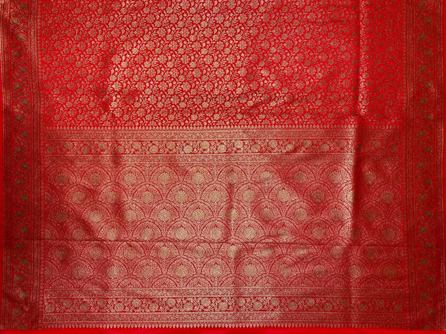 Red Antique Zari Banaras Katan Intricate Allover Brocade Saree with   Border and Pallu Design b0348ds