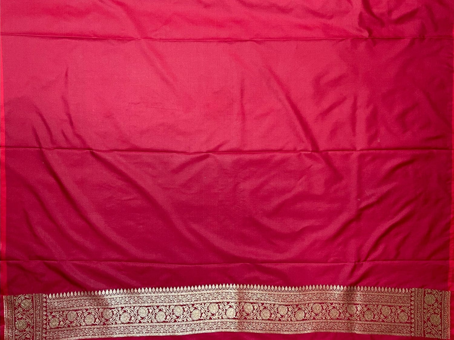Red Antique Zari  Banaras Katan Intricate Allover Brocade Saree with Border and Pallu Design b0351ds