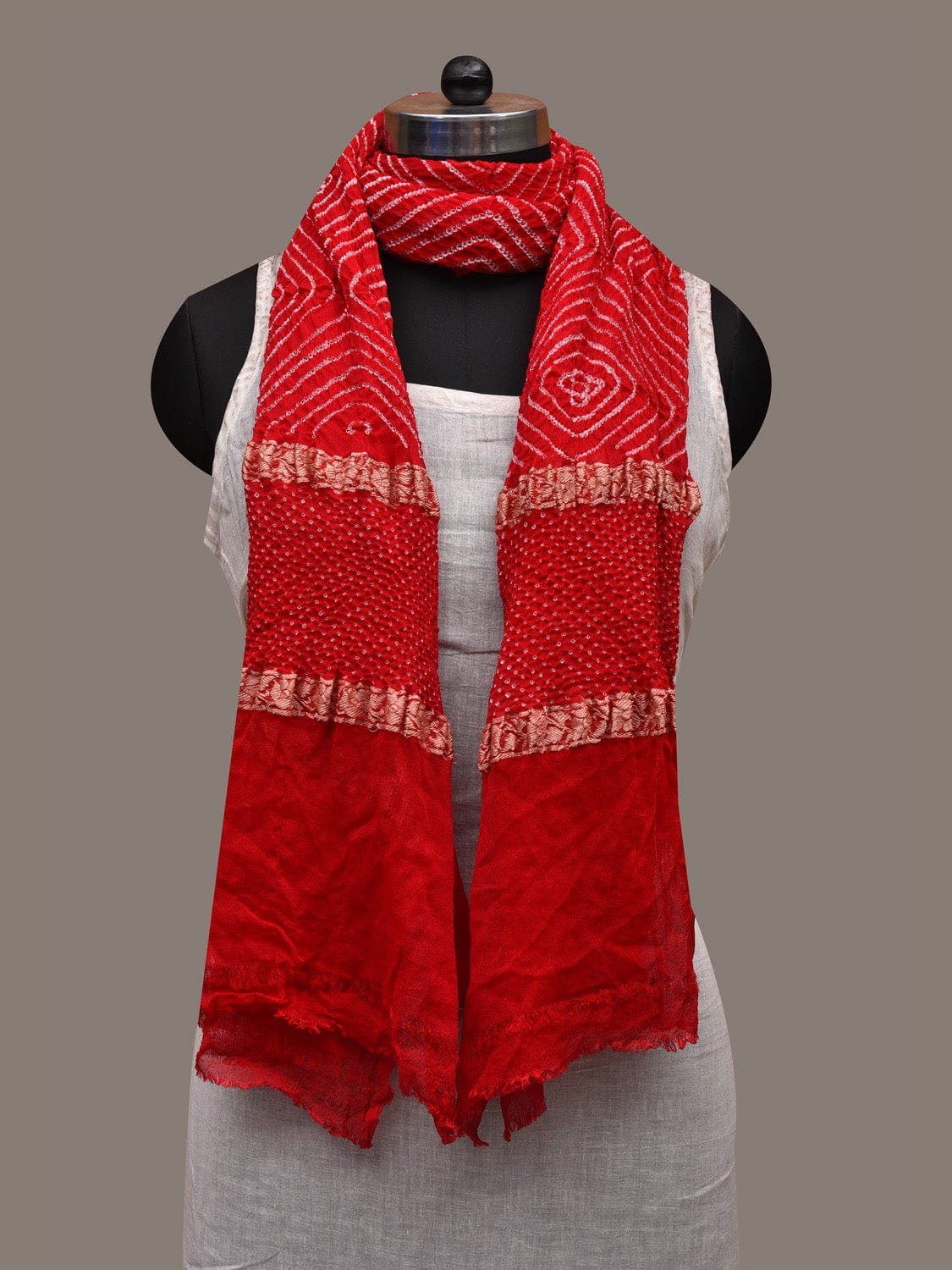 Red Bandhani Banaras Georgette Dupatta with Border Design ds2630