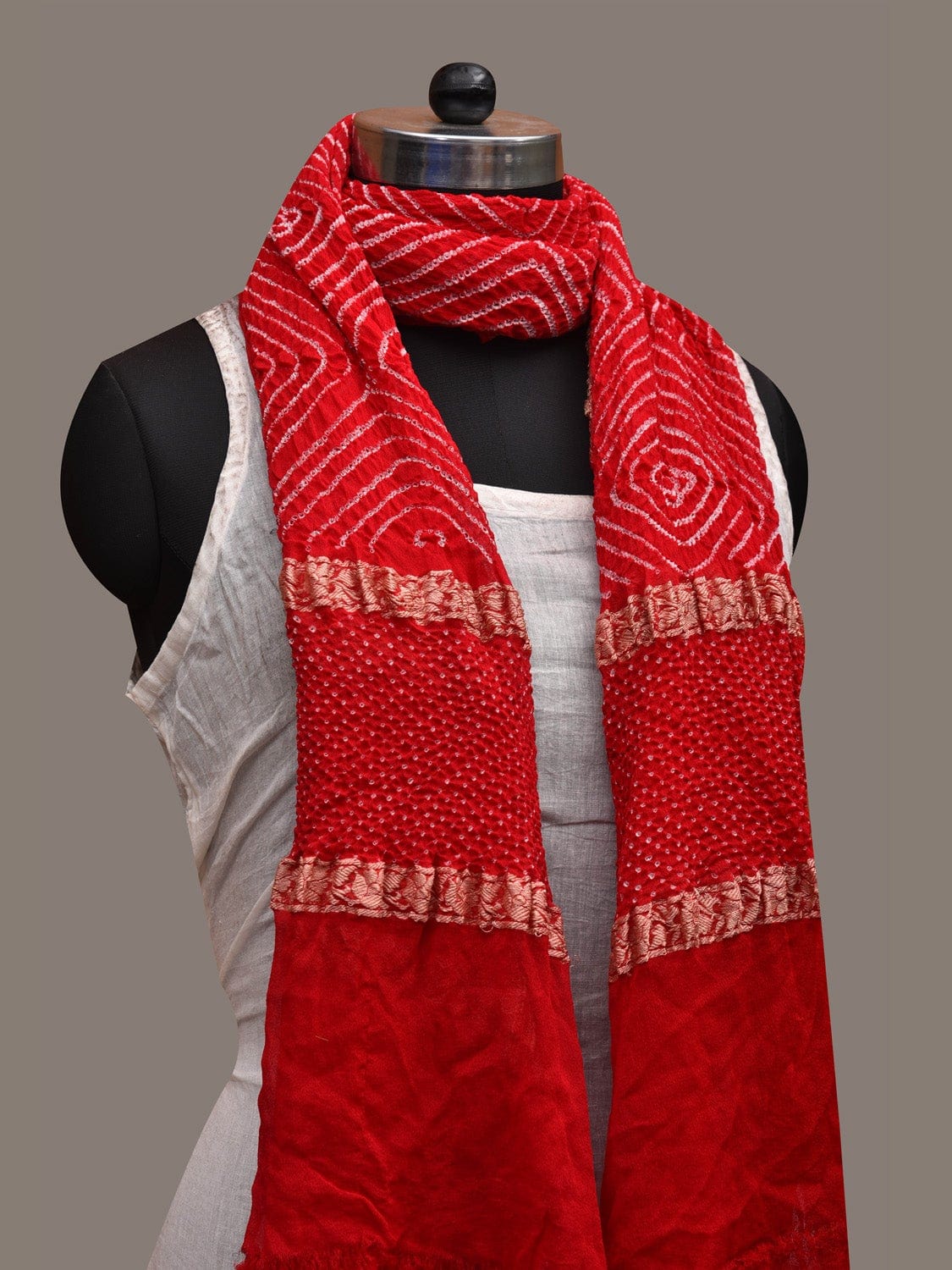 Red Bandhani Banaras Georgette Dupatta with Border Design ds2630