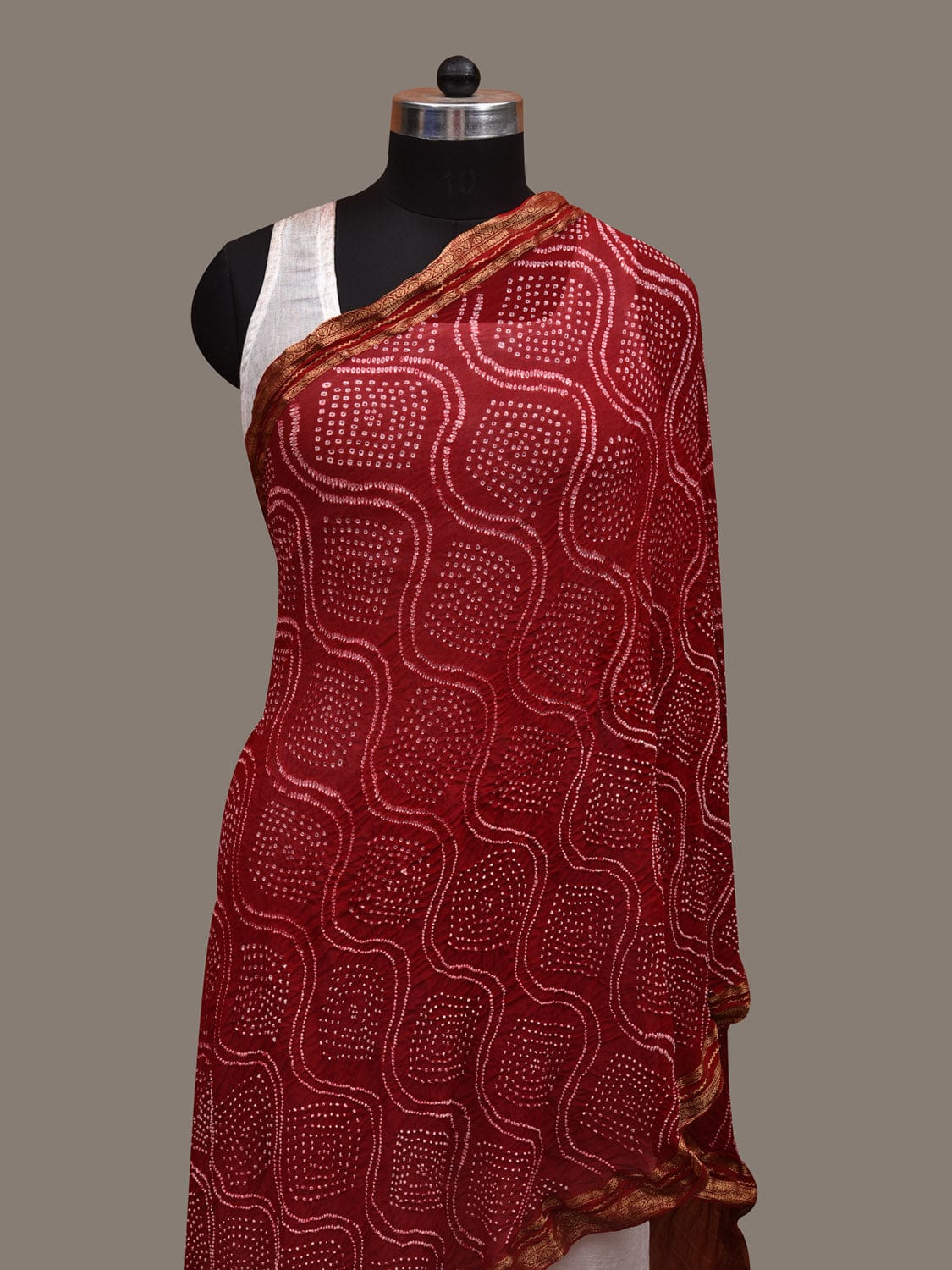 Red Bandhani Chiffon Dupatta with Grill and Zari Border Design ds2947