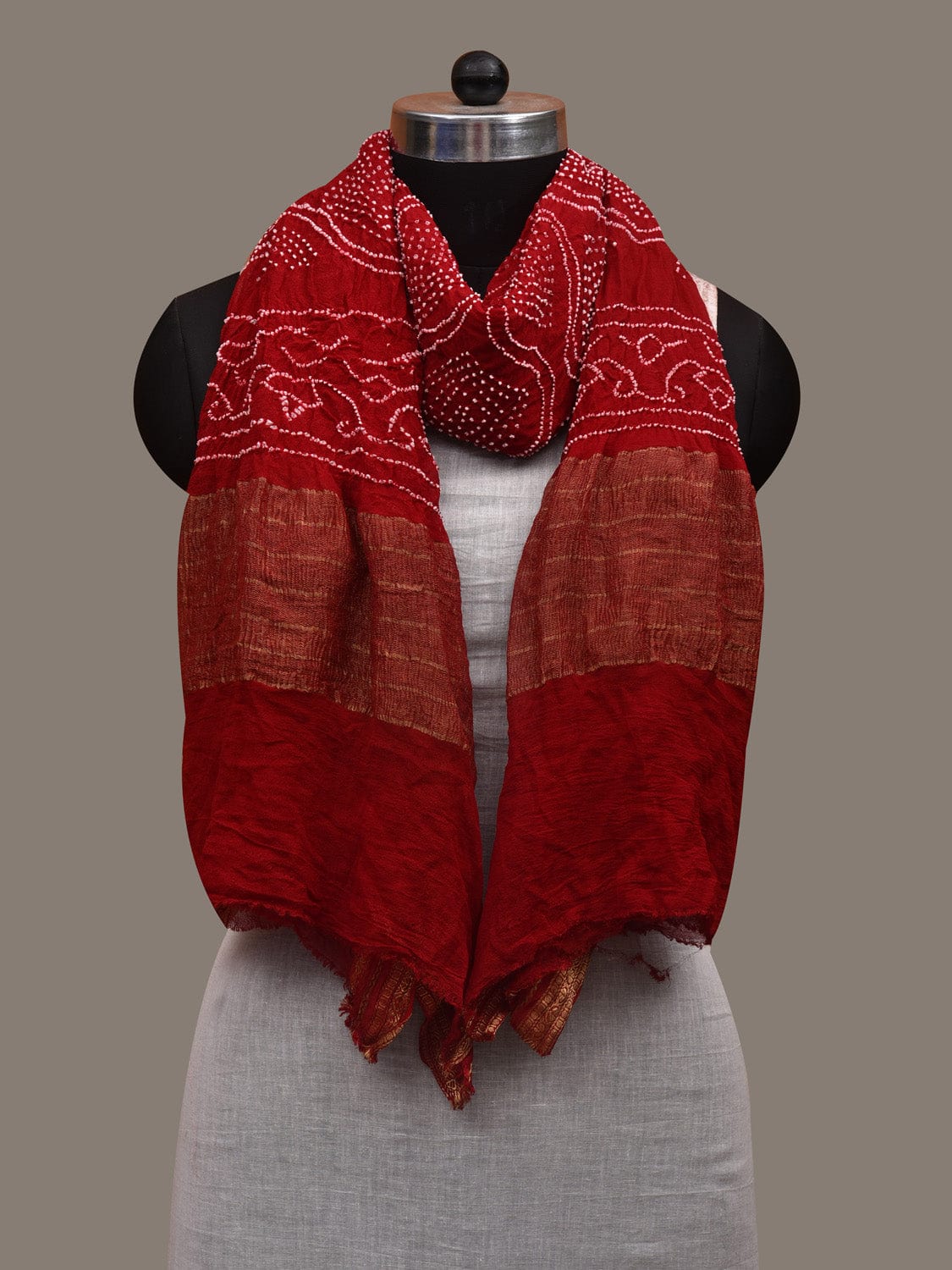 Red Bandhani Chiffon Dupatta with Grill and Zari Border Design ds2947