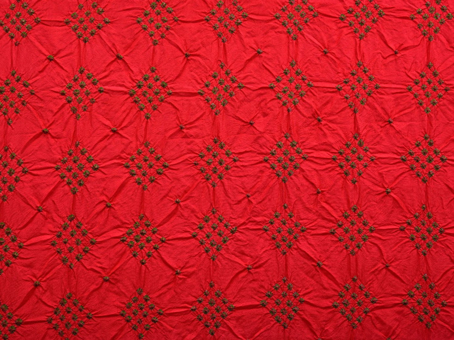 Red Bandhani Gadwal Silk Handloom Saree with Mango Pallu Design bn0391