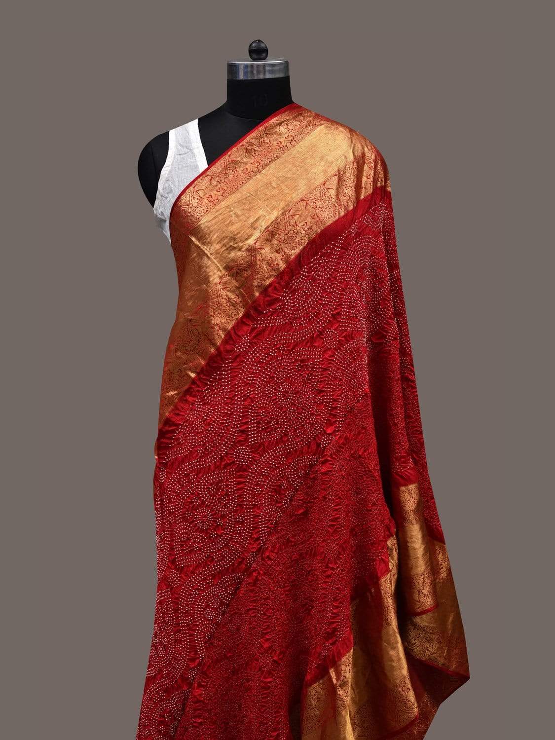 Red Bandhani Kanchipuram Silk Handloom Dupatta with Border Design ds2395