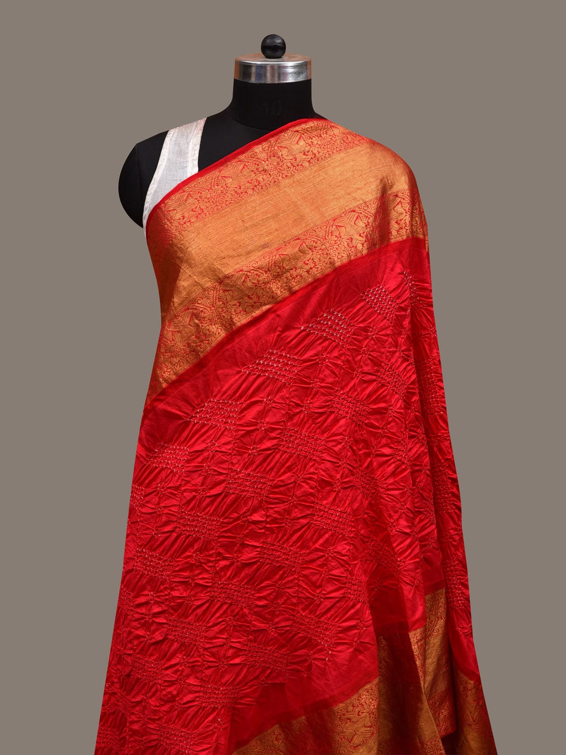 Red Bandhani Kanchipuram Silk Handloom Dupatta with Border Design ds2919