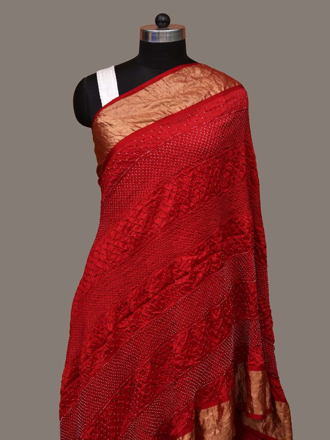 Red Bandhani Kanchipuram Silk Handloom Dupatta with Strips Design ds3122