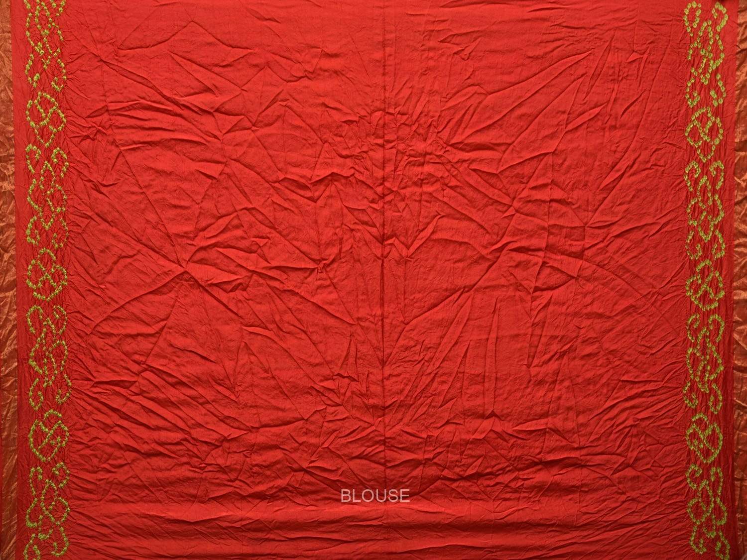 Red Bandhani Kanchipuram Silk Handloom Saree with Middle Brocade Design bn0155