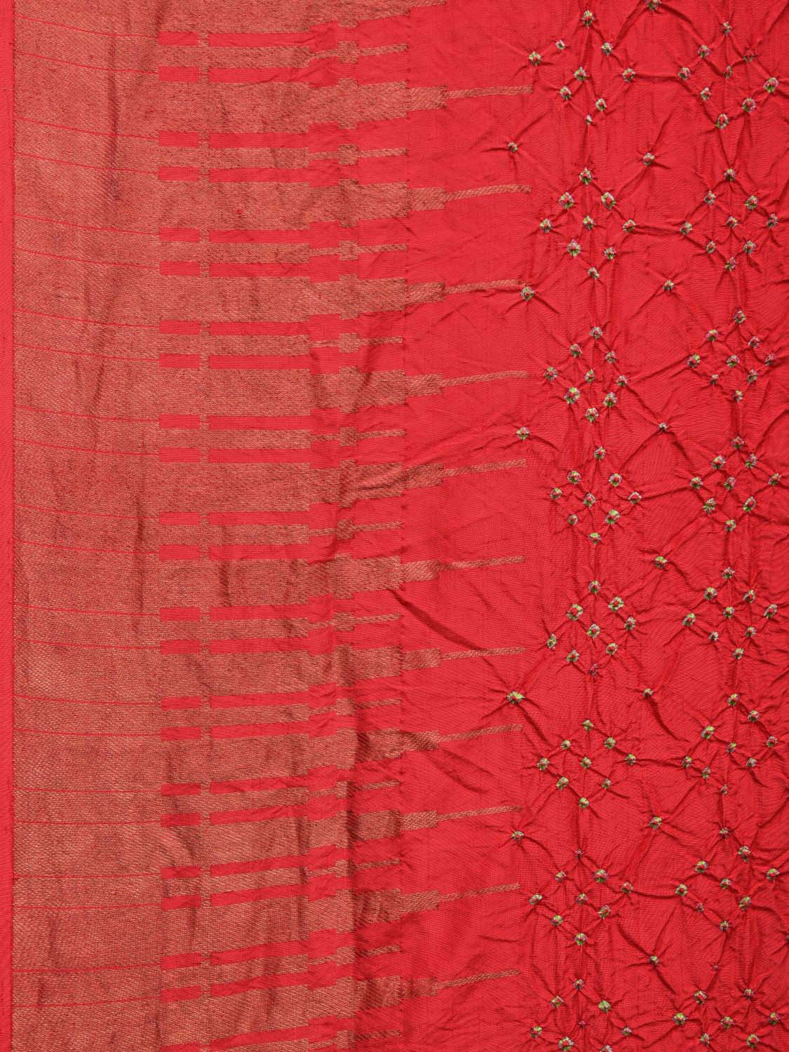 Red Bandhani Kanchipuram Silk Handloom Saree with Temple Border Design bn0180