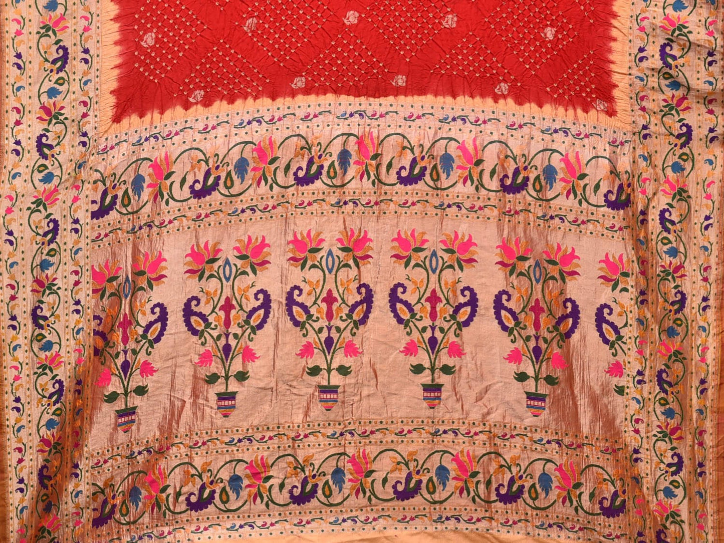 Red Bandhani Paithani Silk Handloom Saree with Lotus Border and Pallu Design bn0473