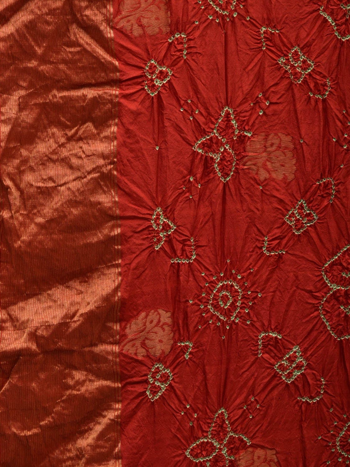Red Bandhani Uppada Silk Handloom Saree with Nilambari Buta Design bn0323