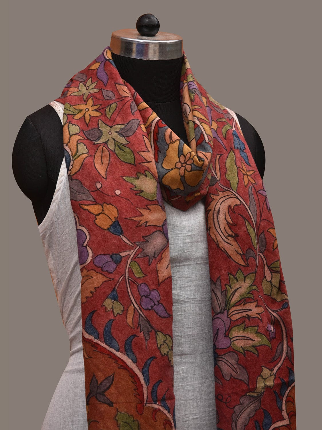 Red Kalamkari Hand Painted Cotton Handloom Dupatta with Dobi Border and Floral Design ds2959