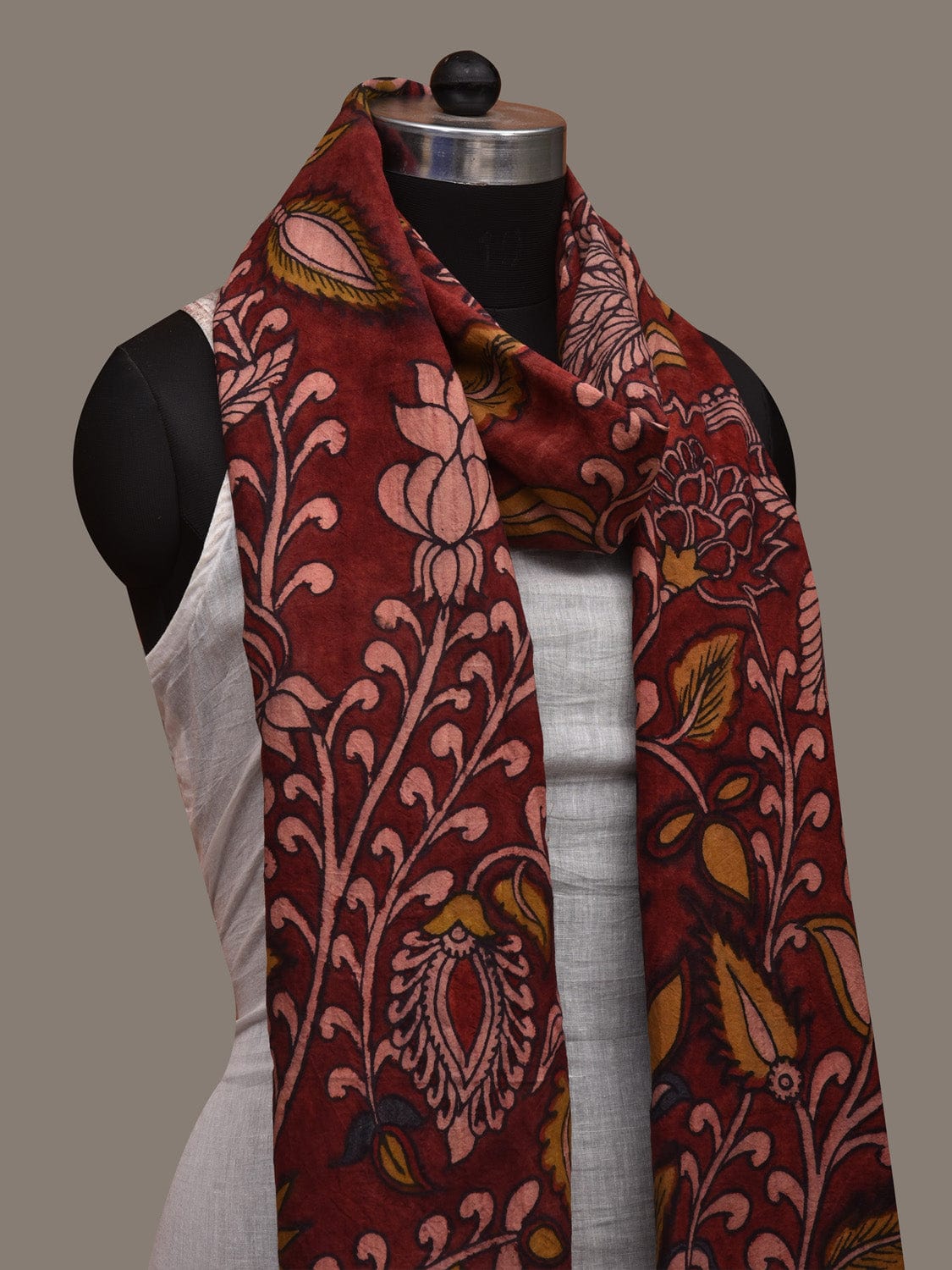 Red Kalamkari Hand Painted Cotton Handloom Dupatta with Floral and Doby Border Design ds2970