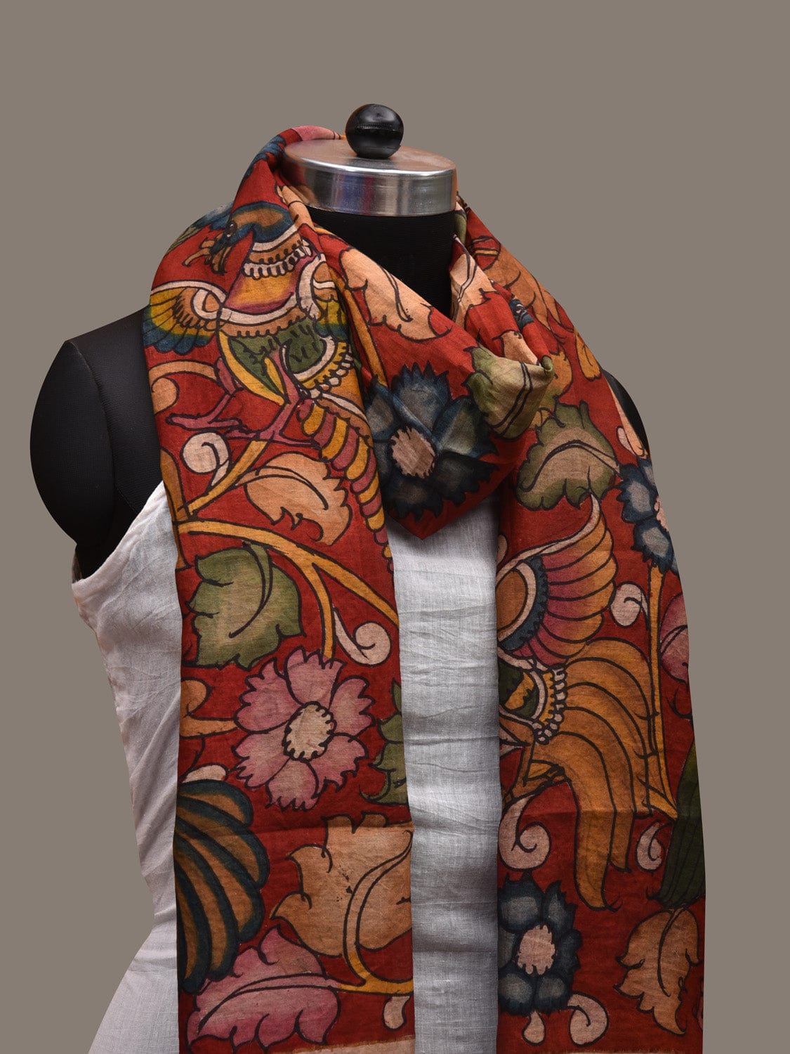 Red Kalamkari Hand Painted Cotton Silk Handloom Dupatta with Peacocks and Flowers Design ds2698