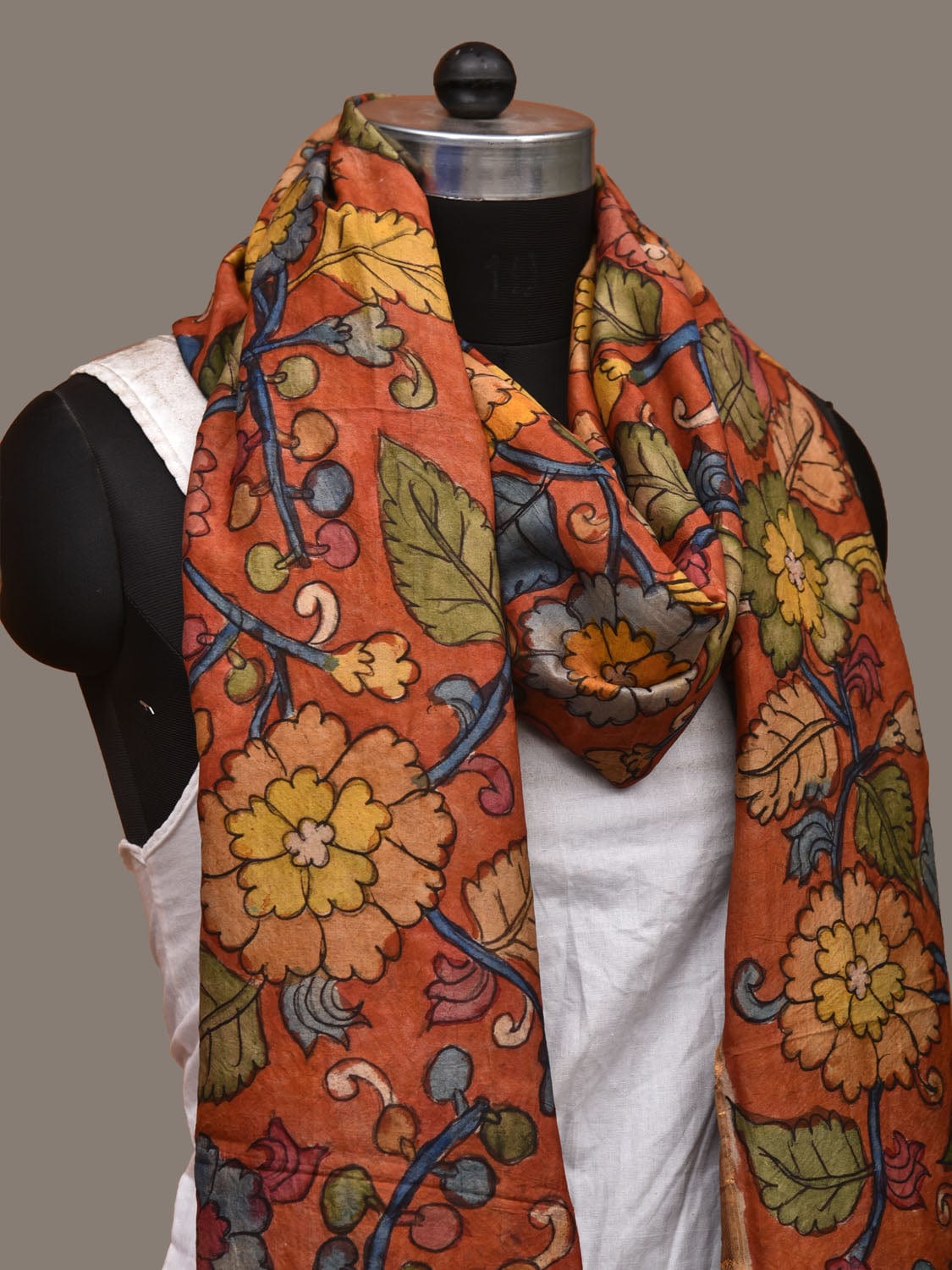 Red Kalamkari Hand Painted Kanchipuram Silk Handloom Dupatta with Floral Design ds3133