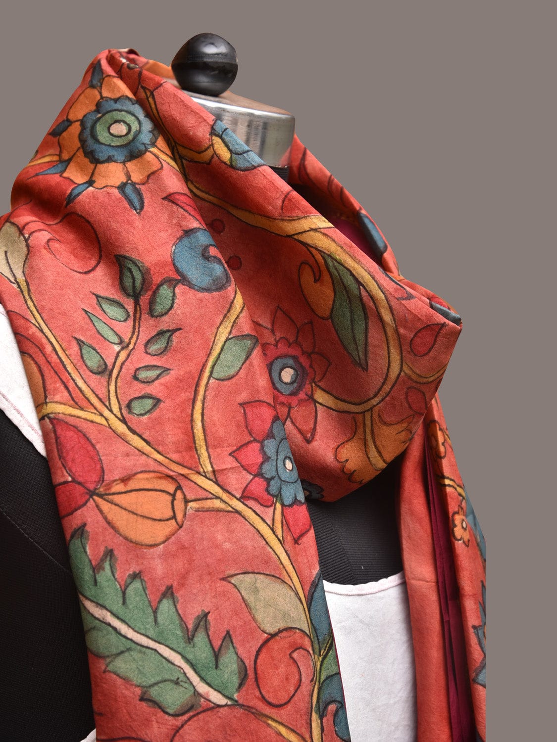 Red Kalamkari Hand Painted Kanchipuram Silk Handloom Dupatta with Floral Design ds3379